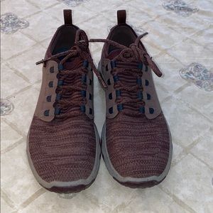 TEVA ARROWWOOD HIKING TRAIL SHOES WOMENS 7.5